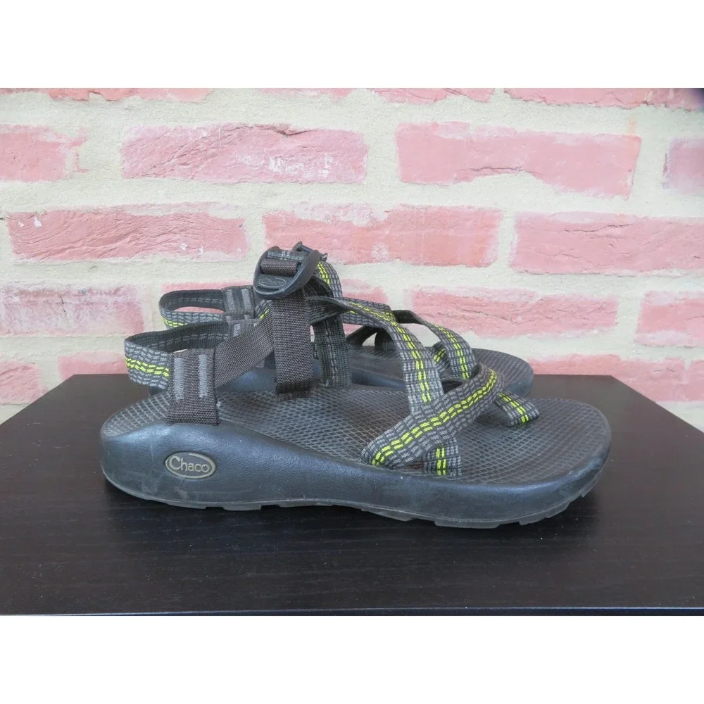 Chaco Z/2 Sandals Mens Size 10 Gray Yellow Strappy Toe Loop Hiking Water Trail